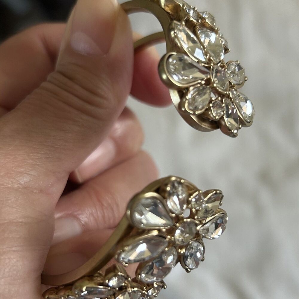 Gold Tone Floral Crystal Hinged Bracelet Rhinestone Flower Cluster Cuff - Picture 4 of 9